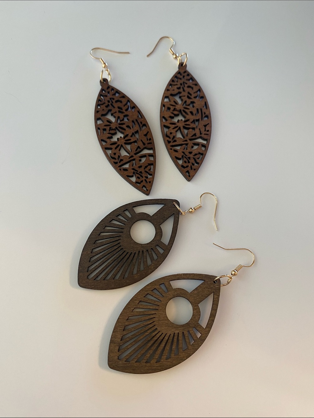 Wood Laser-Cut Dangle pierced Earrings -  Floral butterfly 🦋 & Sunburst Set